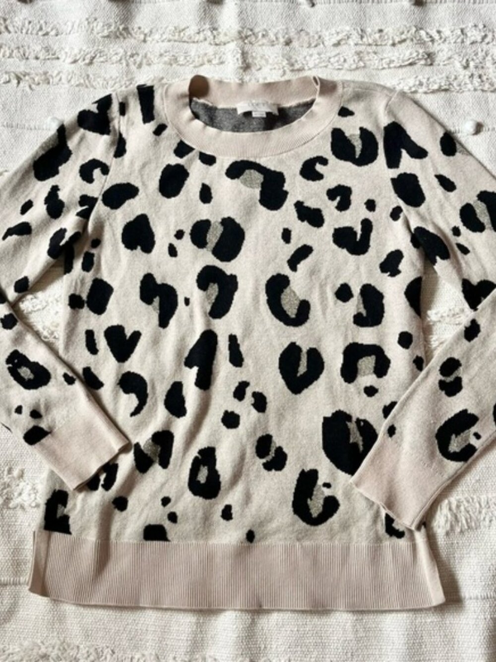 LOFT Leopard Jacquard Beige/Metallic Gold Sweater size xsmall